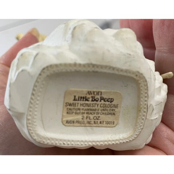Vtg. Avon Decanter Little Bo Peep Shepherds Hook Unforgettable Cologne Empty - Picture 3 of 3